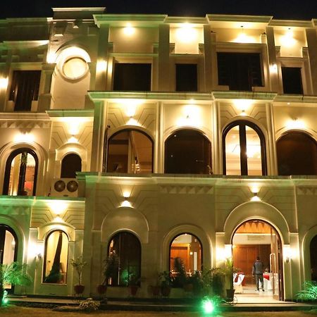 Hotel Pushap Palace Patiāla المظهر الخارجي الصورة