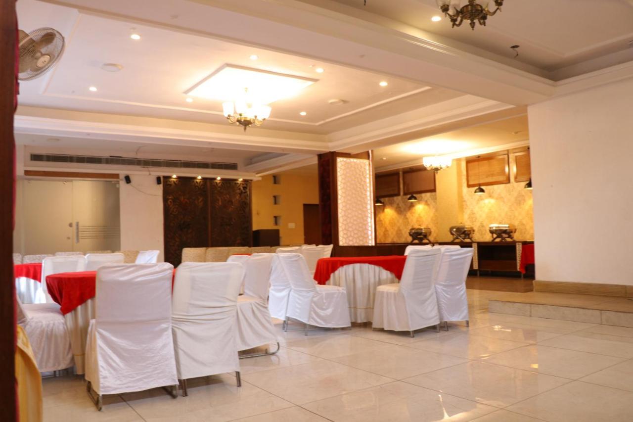 Hotel Pushap Palace Patiāla المظهر الخارجي الصورة